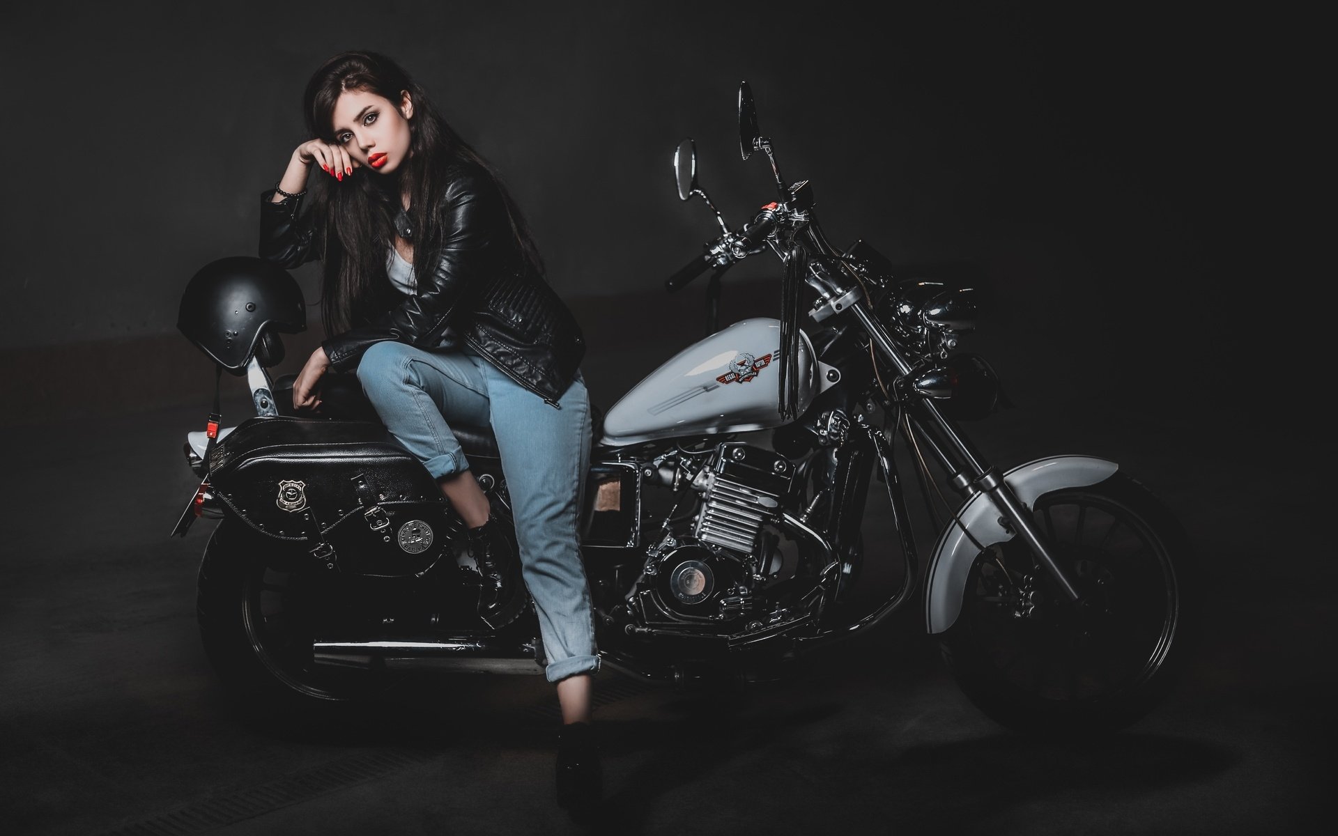 Biker girls: style and drive in Tbilisi