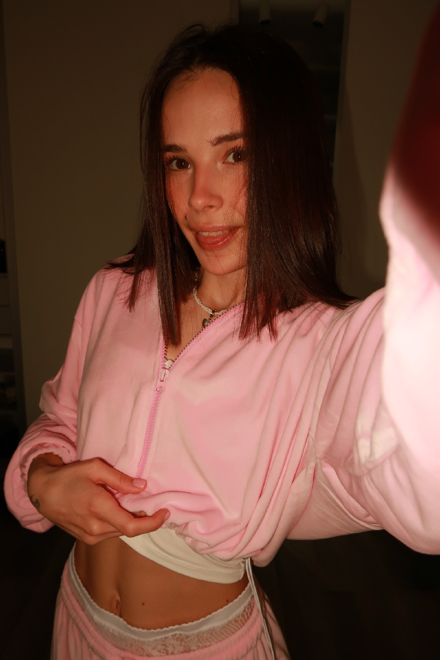 Tina brings the glow — live moments in Tbilisi